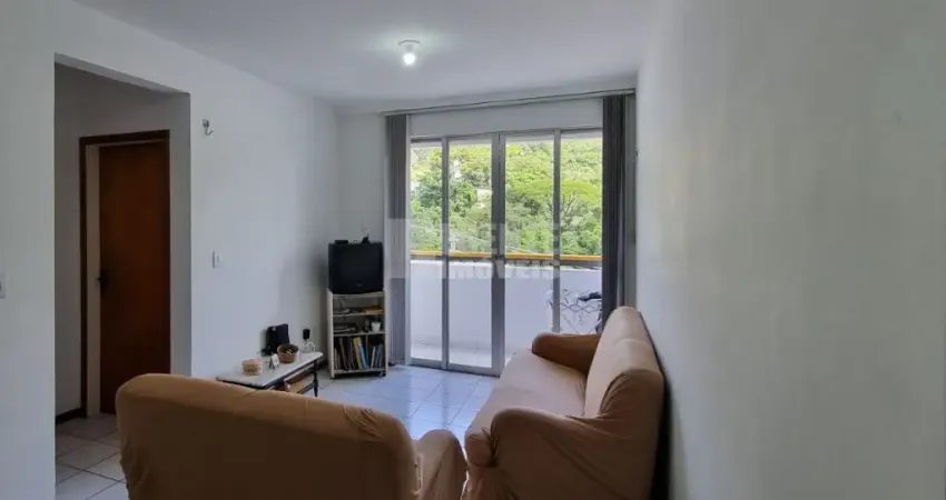 Apartamento com 2 dormitórios mobiliado na Trindade.