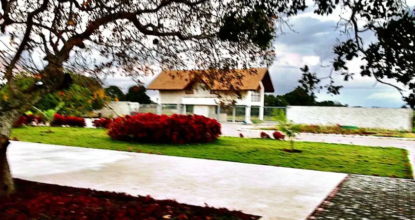 Chegou a sua chance de investir ou construir o lar dos seus sonhos em um condomínio fechado com toda segurança, conforto e valorização!   localização: limoeiro – região em constante crescimento  área: