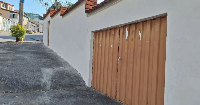 Casa com 2 quartos para alugar no Céu Azul, Belo Horizonte 