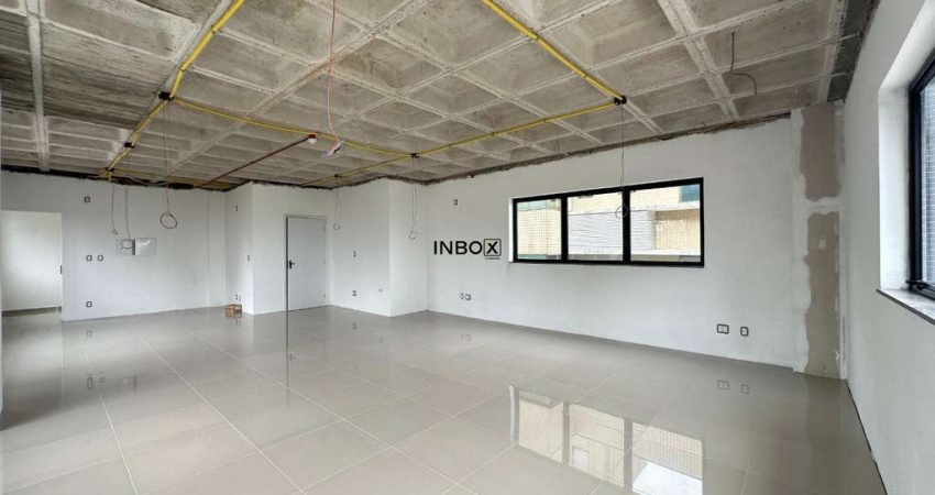 INBOX CIA IMOBILIÁRIA ALUGA - Sala de andar no Centro de Bento Gonçalves.