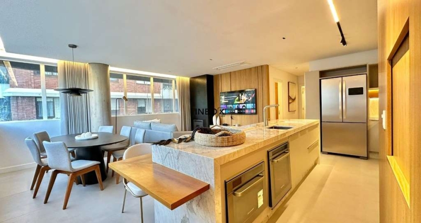 INBOX CIA IMOBILIÁRIA VENDE- Apartamento de três quartos NO CENTRO.