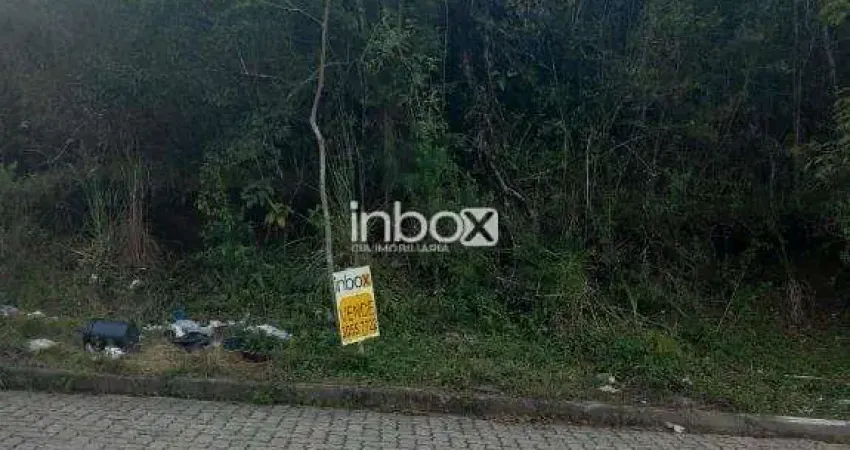 INBOX CIA IMOBILIÁRIA VENDE - Terreno no bairro Borgo (Loteamento Reserva Grasseli) com 378,94 metros.