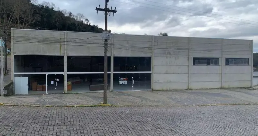 INBOX CIA IMOBILIARIA ALUGA, Ampla Sala Comercial no bairro Villa Nova em de Bento Gonçalves.