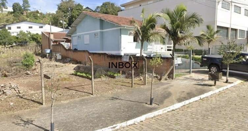 INBOX CIA IMOBILIÁRIA ALUGA CASA INDIVIDUAL COM 05 QUARTOS LOCALIZADA NO BAIRRO SANTA MARTA NA CIDADE DE BENTO GONÇALVES