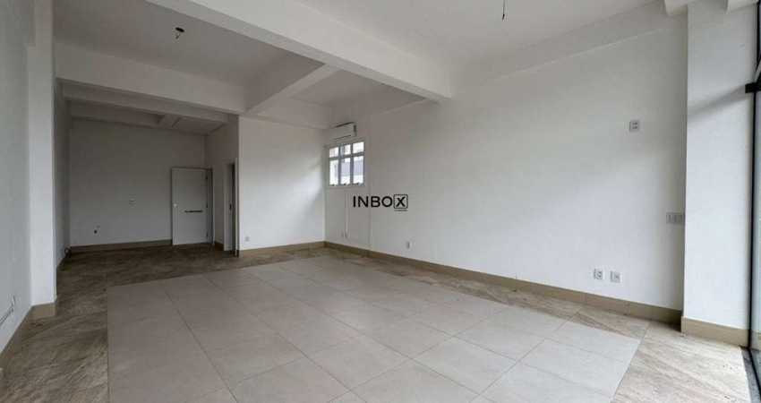 INBOX CIA IMOBILIÁRIA ALUGA - SALA COMERCIAL DE ANDAR NO BAIRRO CENTRO DE CARLOS BARBOSA