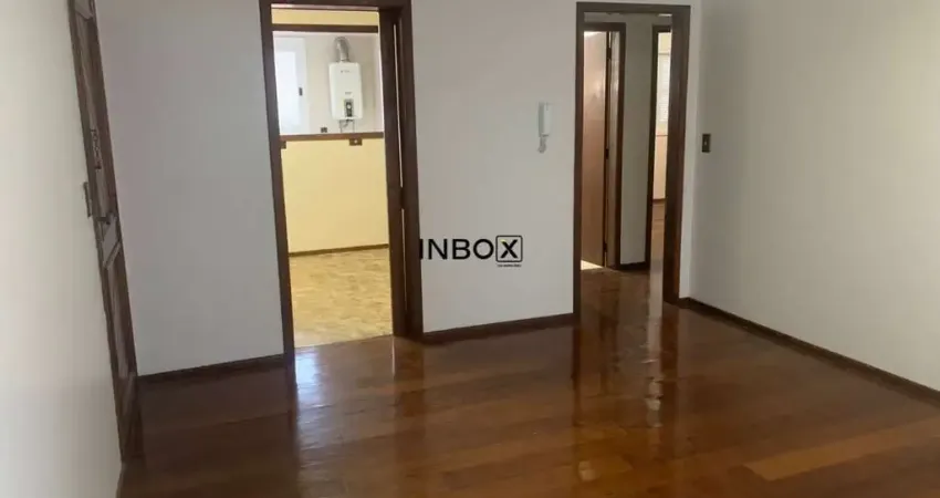 INBOX CIA IMOBILIÁRIA VENDE - Apartamento de 3 quartos com suíte e um box de garagem no bairro Maria Goretti em Bento Gonçalves.