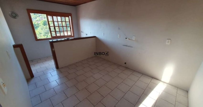 CASA PARTE SUPERIOR COM 03 DORMITÓRIOS NO BAIRRO BORGO
