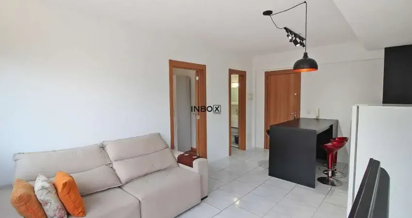 INBOX CIA IMOBILIÁRIA ALUGA - Apartamento de um quarto mobiliado e decorado com 1 box de garagem no bairro Borgo em Bento Gonçalves.
