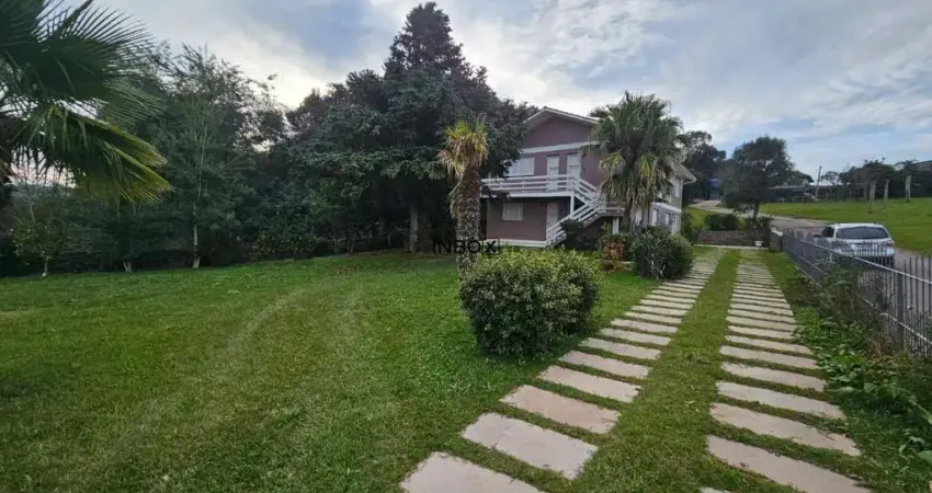 LINDA CASA PARA LOCAÇÃO COM 06 DORMITÓRIOS NO VALE DOS VINHEDOS NA CIDADE DE BENTO GONÇALVES