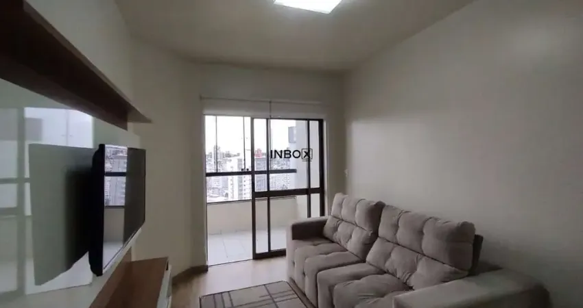 APARTAMENTO TOTALMENTE MOBILIADO DE UM QUARTO NO CENTRO DE BENTO GONÇALVES