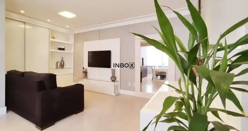 Amplo apartamento mobiliado de dois dormitórios sendo uma suíte