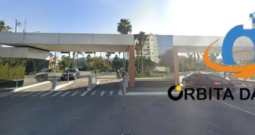 Deslumbrante casa no Alphaville, perfeita para quem busca conforto e sofisticação em um dos melhores condomínios da região. Com uma garagem espaçosa