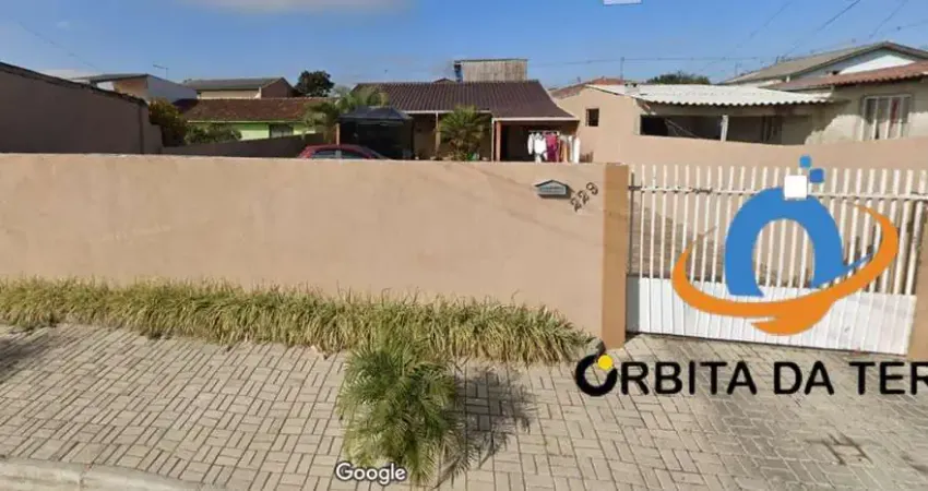 Casa terreia 02 dormitorios 2 banheiros ,lavanderia ,churrasqueira, piso de madeira, cozinha quarto do casal e lavanderia com móveis planejados terre