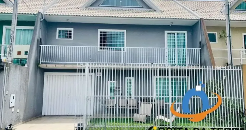 Tríplex, 3 dormitórios, 2 suítes, área de serviços, 1 varanda, 2 vagas de garagens, terceiro andar 1 amplo ático,170m2, 3 andares, 2° andar, 60m2: 2 s