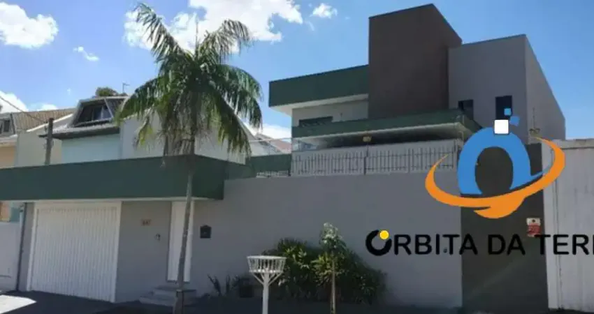 Imperdível residência à venda em São José dos Pinhais-PR, bairro São Pedro: 4 quartos, 1 suíte, 5 banheiros, 6 vagas, 530m².