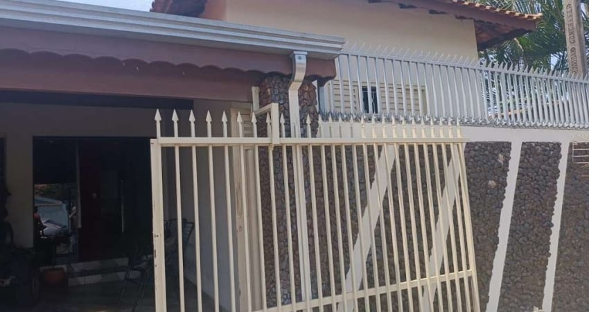 Casa para Venda em São Pedro, Jardim São Pedro, 2 dormitórios, 1 suíte, 1 banheiro, 1 vaga