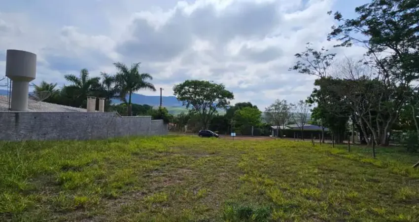 Terreno à venda no Condomínio Serra Verde, São Pedro 