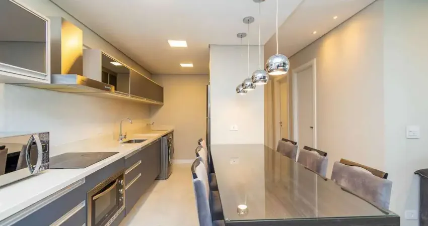 Apartamento Mobiliado com 2 dormitórios para alugar, 60 m² por R$ 5.650/mês - Centro - Curitiba/PR