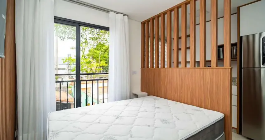 Studio Mobiliado com 1 dormitório para alugar, 21 m² por R$ 1.950/mês - Prado Velho - Curitiba/PR
