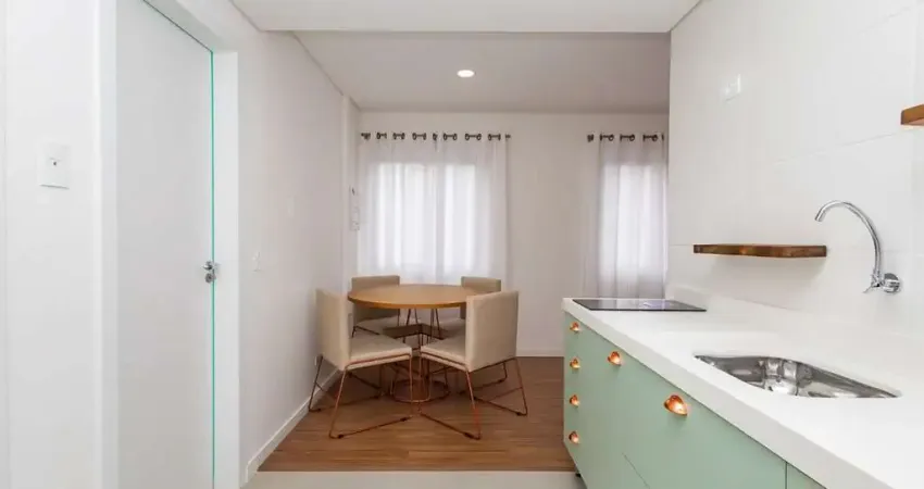 Apartamento com 01 dormitório para alugar, 32 m² por R$ 2.245/mês - Rebouças - Curitiba/PR