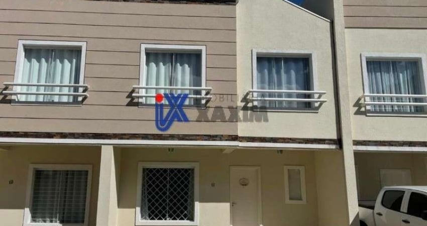 Casa com 3 quartos para alugar na Rua Júlio Zandoná, 866, Alto Boqueirão, Curitiba