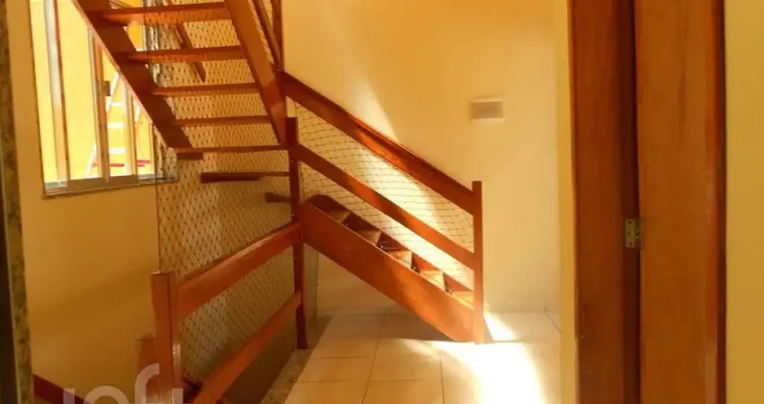 Casa com 3 quartos à venda na Sabino Barroso, 326, Vila Valqueire, Rio de Janeiro