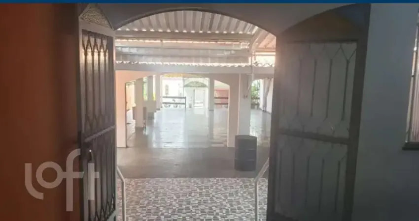 Casa com 2 quartos à venda na Macambira, 54, Bento Ribeiro, Rio de Janeiro