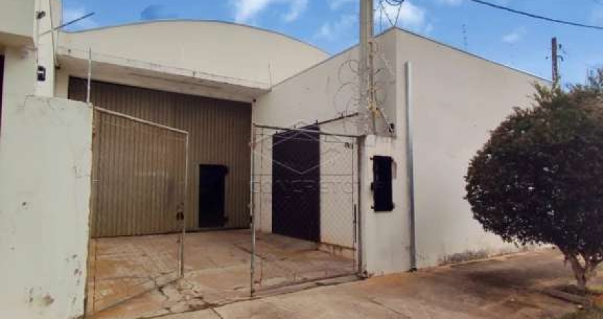 GALPÃO COM 350 M² COM FÁCIL ACESSO À RODOVIA E AVENIDAS