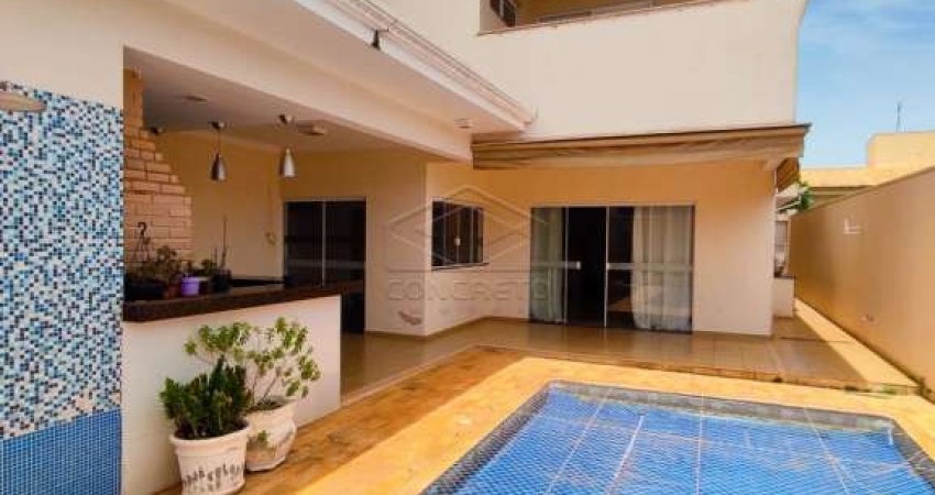 VILLAGGIO 1 - 4 DORMITÓRIOS E PISCINA