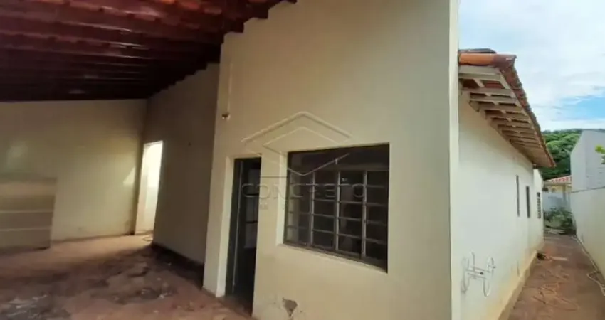 Casa com 3 quartos para alugar na Vila Nova Brasil, Jaú 