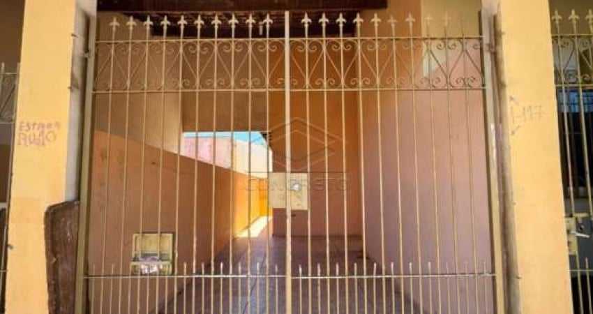 Casa com 2 quartos para alugar no Conjunto Habitacional Isaura Pitta Garms, Bauru 