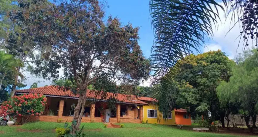 Linda chácara, 5000m² de muita paz!!!
