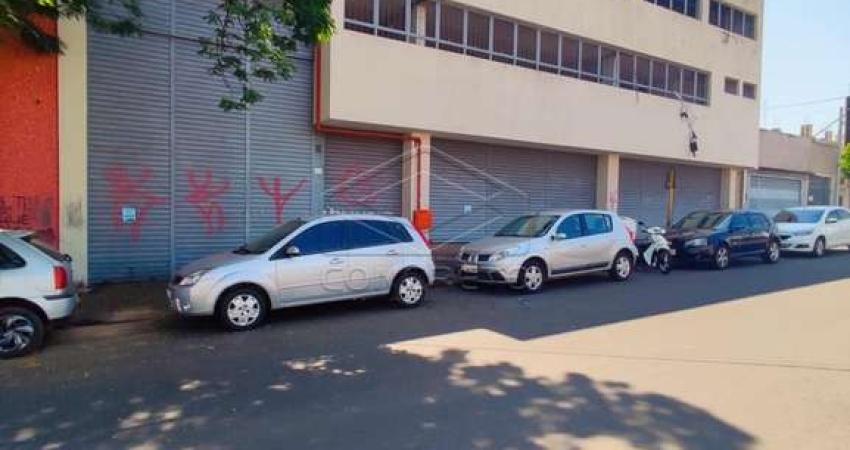 PRÉDIO COMERCIAL COM ÁREA DE 2.500M² NA REGIÃO CENTRAL