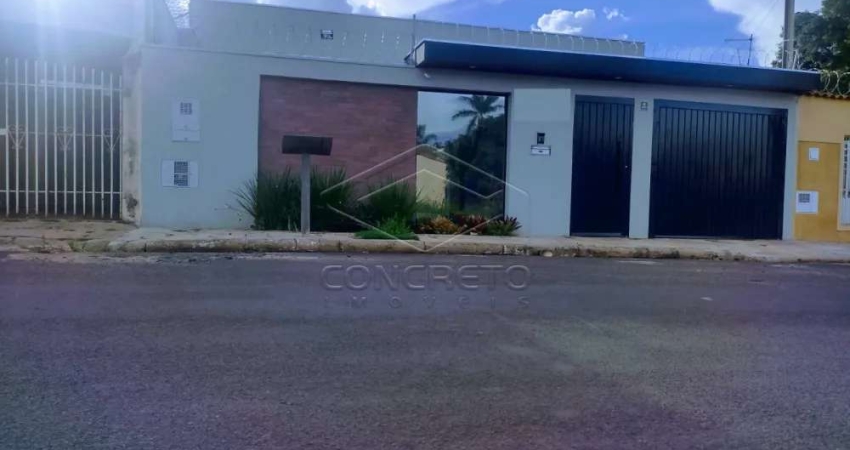 Casa com 3 quartos à venda na Vila Andreotti, Agudos 