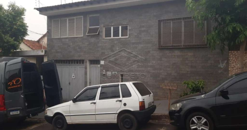 Casa com 3 quartos à venda no Centro, Bauru 