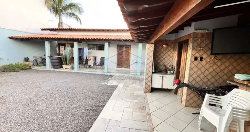 Casa com 3 quartos à venda no Parque Residencial São José, Lençóis Paulista 