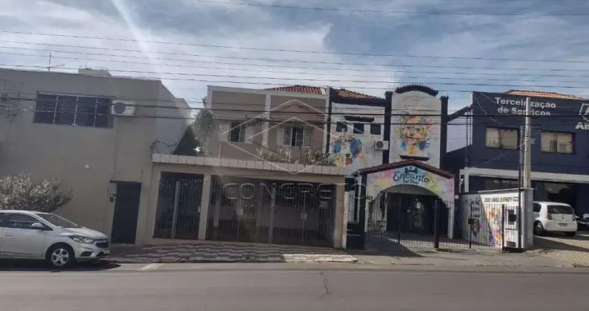 Casa com 3 quartos à venda no Centro, Bauru 