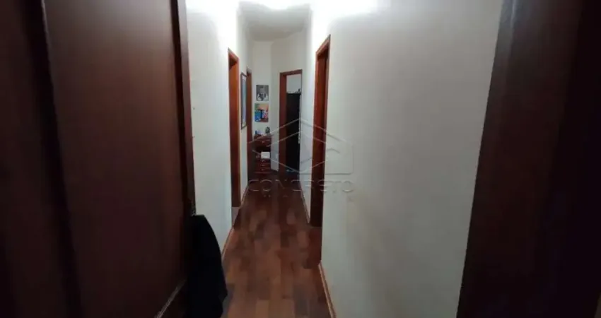 Casa Padrão em Jaú