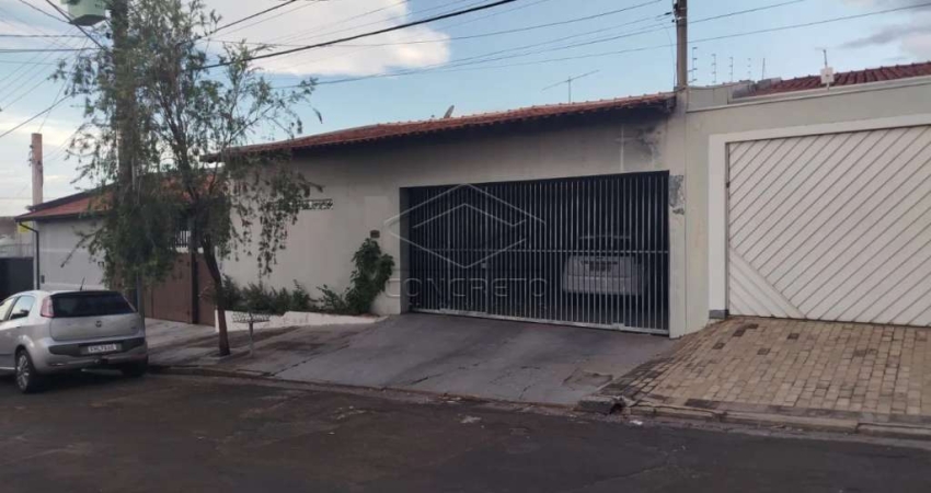 Casa com 3 quartos à venda na Vila Industrial, Bauru 
