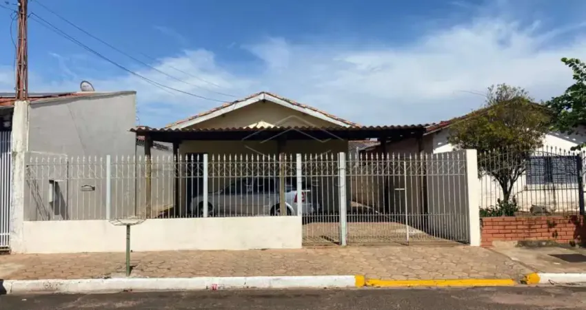 Residência com dois dormitórios- Jardim Ferraz