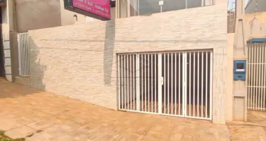 Casa com 04 dormitórios no centro da cidade, comercial ou residencial