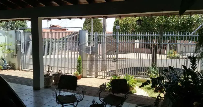 Casa com 4 quartos à venda no Jardim Paulista, Bauru 