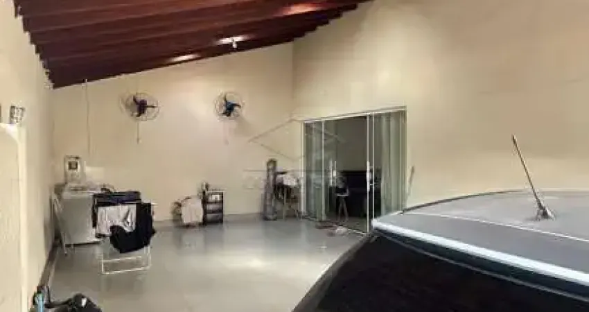 CASA COM 2 DORMITÓRIOS E LINDO ACABAMENTO. PRÓXIMO AO PANELÃO DO RENDENTO. BAURU/SP