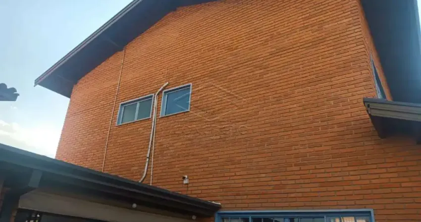 Casa em excelente localização Jardim Paraiso