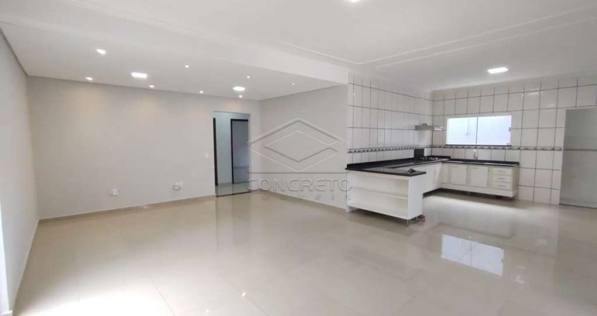Casa com 3 quartos à venda na Vila Antonieta II, Lençóis Paulista 