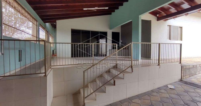 CASA NO JARDIM PAGANI, boa infraestrutura e localização!