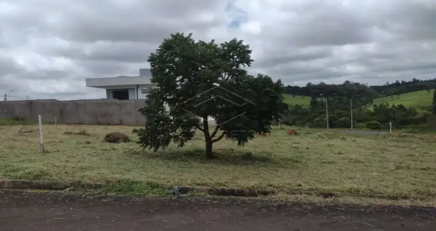 Casa à venda no Conjunto Habitacional Popular Altos, Botucatu 