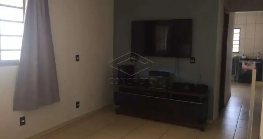 Casa com 3 quartos à venda no Conjunto Habitacional Maestro Júlio Ferrari, Lençóis Paulista