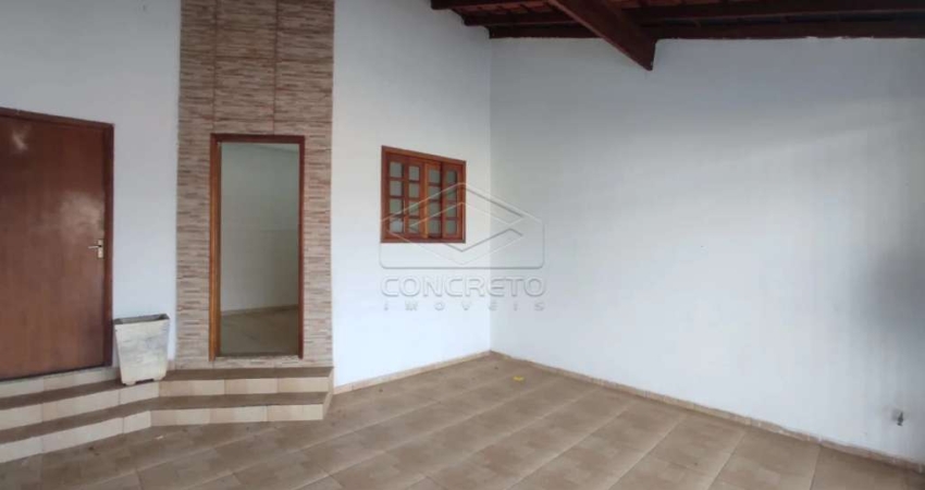 Casa com 02 dormitórios - Júlio Nobréga