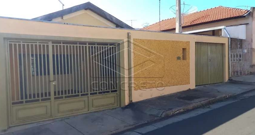 Casa com 3 quartos à venda na Vila Santa Cecilia, Agudos 